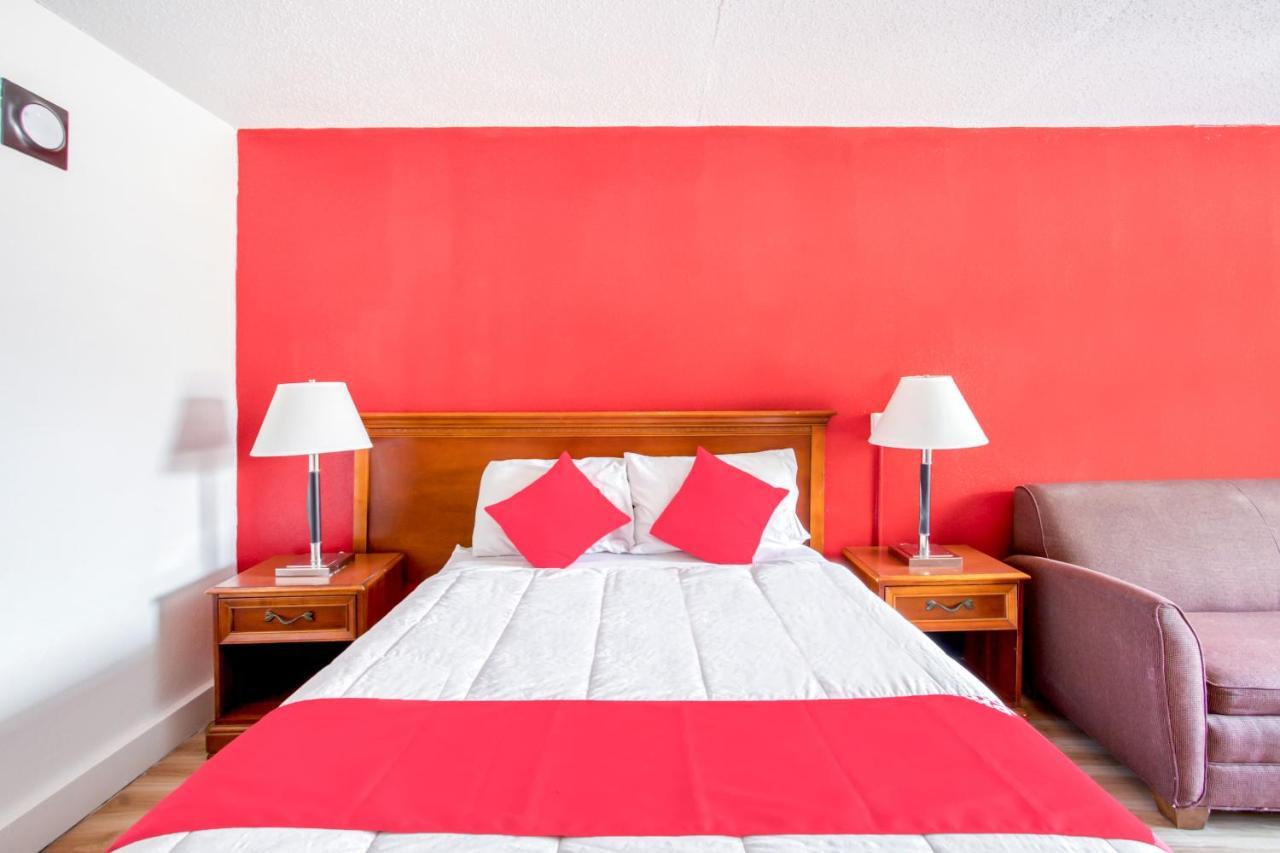 Oyo Hotel Columbia Sc West เวสต์โคลัมเบีย ภายนอก รูปภาพ