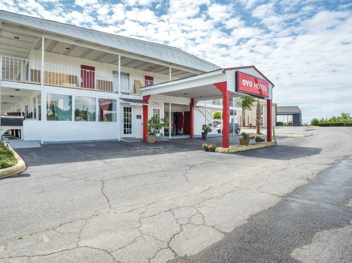 Oyo Hotel Columbia Sc West เวสต์โคลัมเบีย ภายนอก รูปภาพ